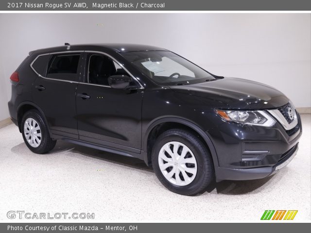 2017 Nissan Rogue SV AWD in Magnetic Black