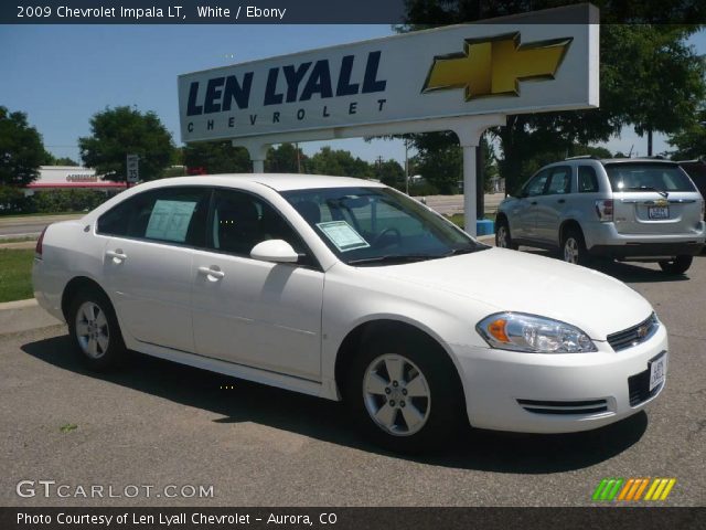 2009 Chevrolet Impala LT in White