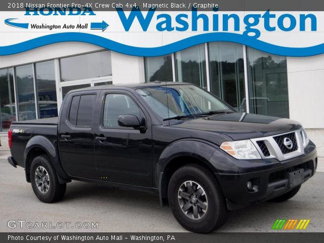2018 Nissan Frontier Pro-4X Crew Cab 4x4 in Magnetic Black