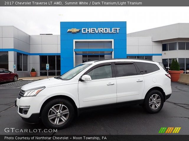 2017 Chevrolet Traverse LT AWD in Summit White