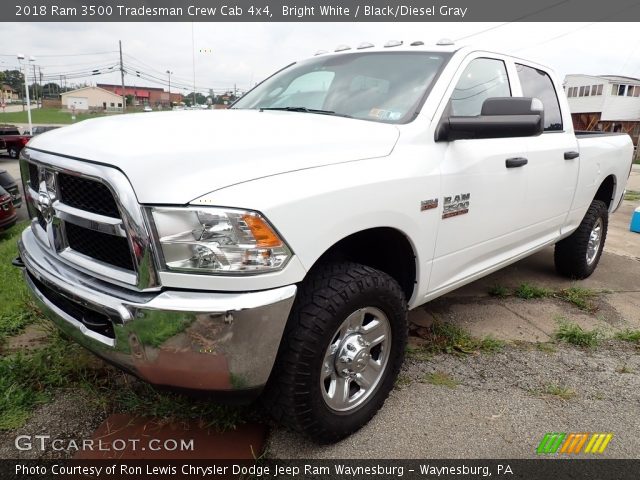 2018 Ram 3500 Tradesman Crew Cab 4x4 in Bright White