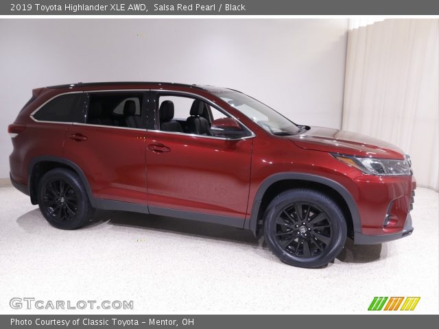 2019 Toyota Highlander XLE AWD in Salsa Red Pearl
