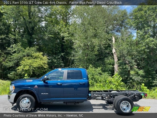 2021 Ram 3500 SLT Crew Cab 4x4 Chassis in Patriot Blue Pearl