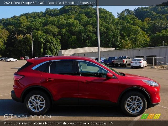 2021 Ford Escape SE 4WD in Rapid Red Metallic