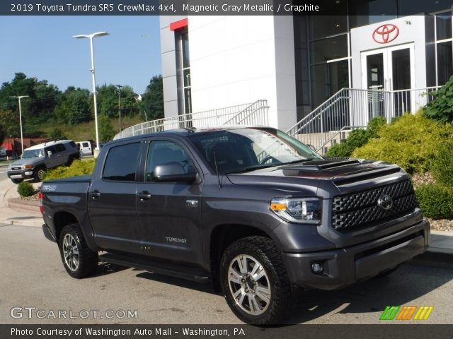2019 Toyota Tundra SR5 CrewMax 4x4 in Magnetic Gray Metallic