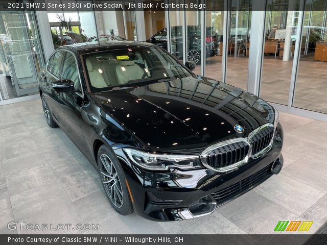 2021 BMW 3 Series 330i xDrive Sedan in Jet Black