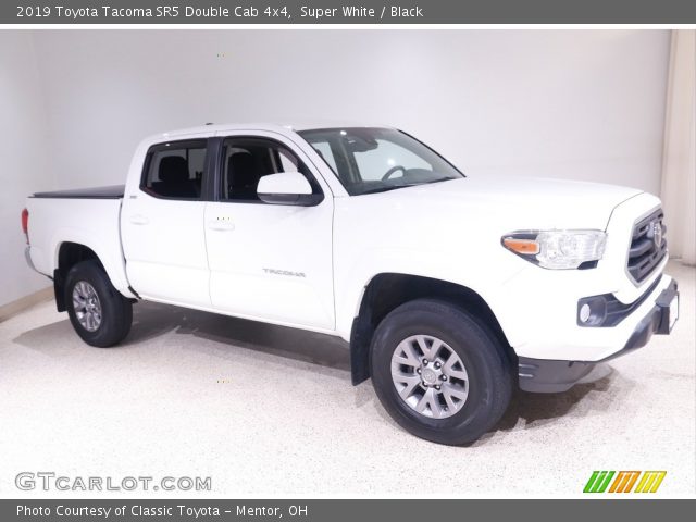 2019 Toyota Tacoma SR5 Double Cab 4x4 in Super White