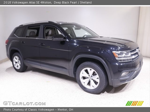 2018 Volkswagen Atlas SE 4Motion in Deep Black Pearl