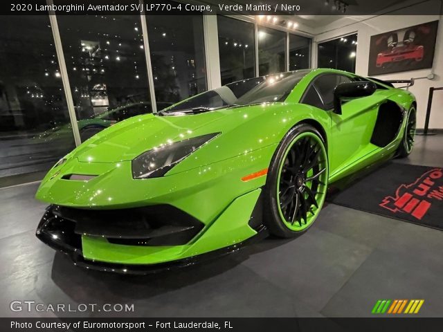 2020 Lamborghini Aventador SVJ LP770-4 Coupe in Verde Mantis
