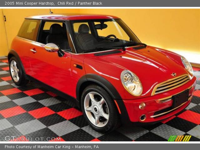 2005 Mini Cooper Hardtop in Chili Red