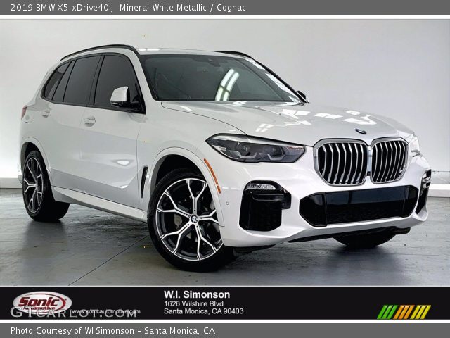 2019 BMW X5 xDrive40i in Mineral White Metallic