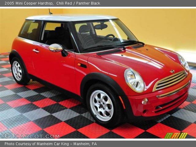 2005 Mini Cooper Hardtop in Chili Red