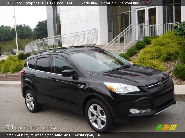 2013 Ford Escape SE 1.6L EcoBoost 4WD in Tuxedo Black Metallic