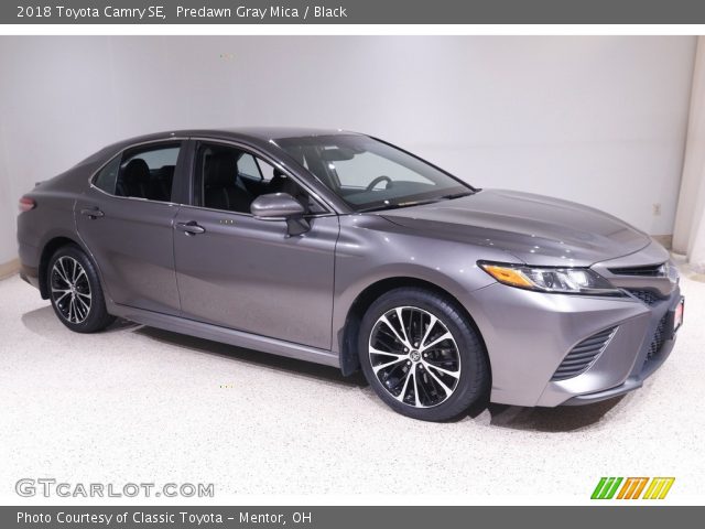 2018 Toyota Camry SE in Predawn Gray Mica