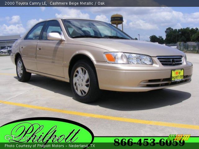 2000 Toyota Camry LE in Cashmere Beige Metallic