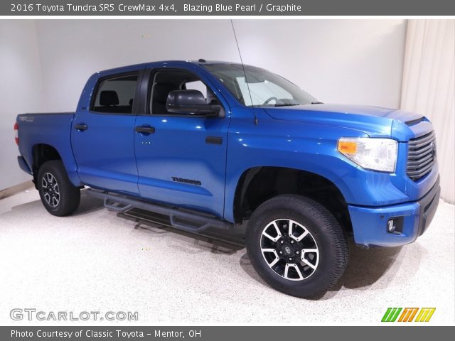 2016 Toyota Tundra SR5 CrewMax 4x4 in Blazing Blue Pearl