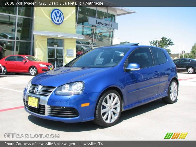 2008 Volkswagen R32  in Deep Blue Metallic