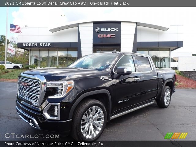 2021 GMC Sierra 1500 Denali Crew Cab 4WD in Onyx Black