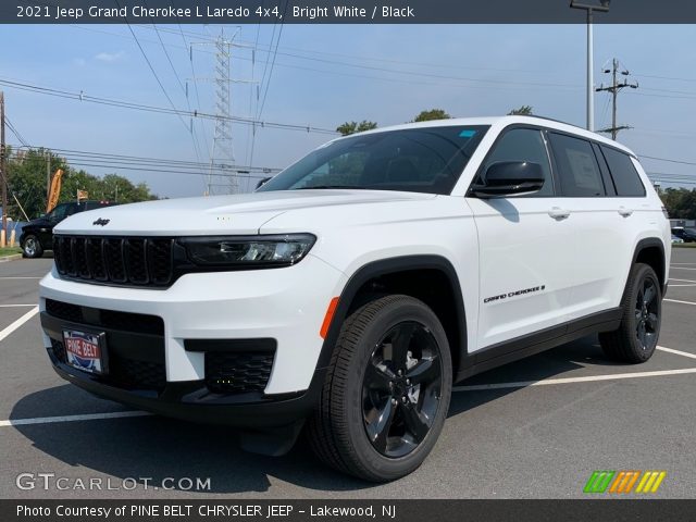 2021 Jeep Grand Cherokee L Laredo 4x4 in Bright White
