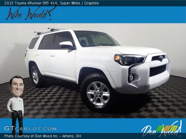 2015 Toyota 4Runner SR5 4x4 in Super White