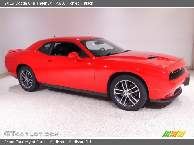 2019 Dodge Challenger SXT AWD in Torred