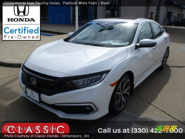 2019 Honda Civic Touring Sedan in Platinum White Pearl