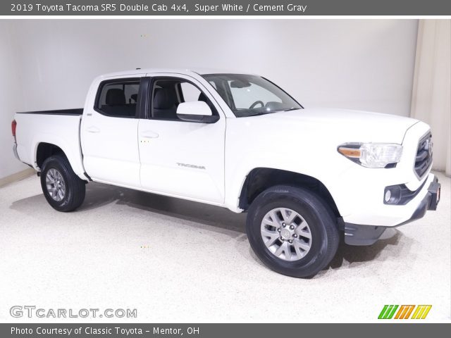 2019 Toyota Tacoma SR5 Double Cab 4x4 in Super White