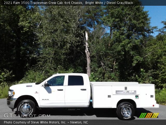 2021 Ram 3500 Tradesman Crew Cab 4x4 Chassis in Bright White
