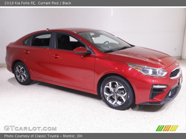 2019 Kia Forte FE in Currant Red