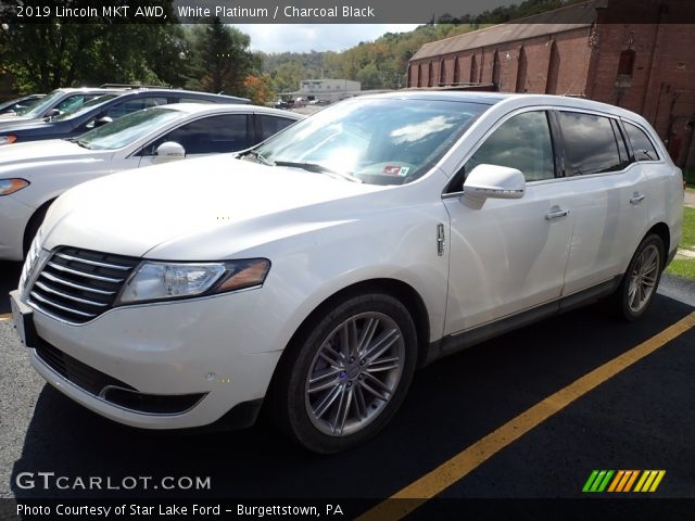 2019 Lincoln MKT AWD in White Platinum