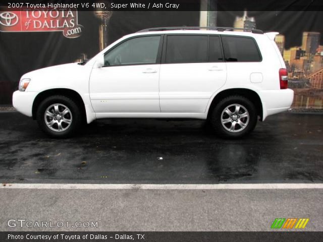 2007 Toyota Highlander V6 4WD in Super White
