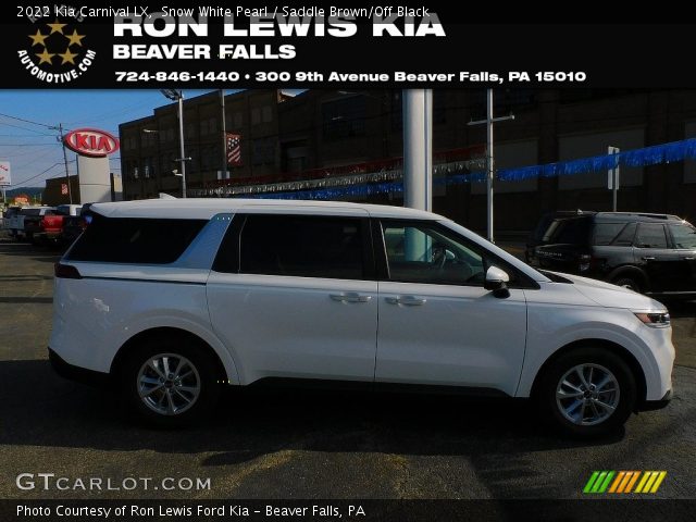 2022 Kia Carnival LX in Snow White Pearl