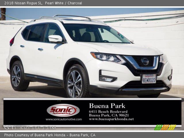 2018 Nissan Rogue SL in Pearl White