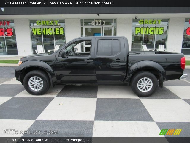 2019 Nissan Frontier SV Crew Cab 4x4 in Midnight Black