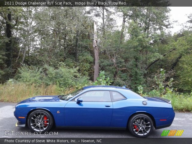 2021 Dodge Challenger R/T Scat Pack in Indigo Blue