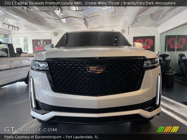 2021 Cadillac Escalade Premium Luxury 4WD in Crystal White Tricoat