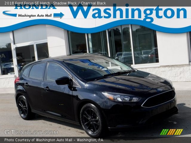 2018 Ford Focus SE Hatch in Shadow Black