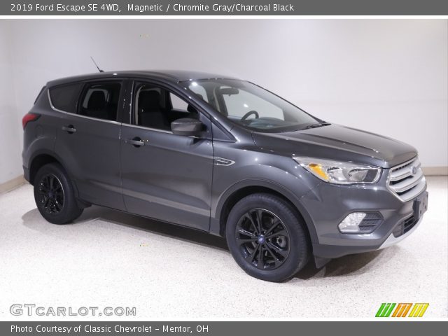 2019 Ford Escape SE 4WD in Magnetic