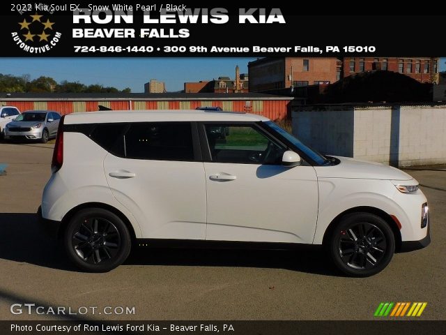 2022 Kia Soul EX in Snow White Pearl