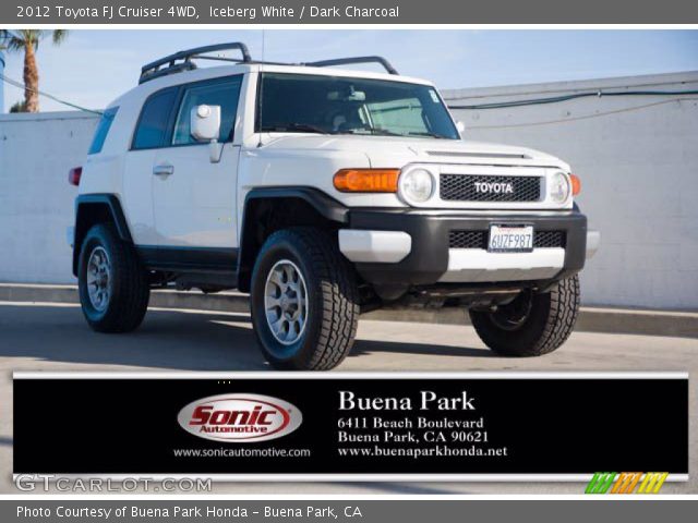2012 Toyota FJ Cruiser 4WD in Iceberg White