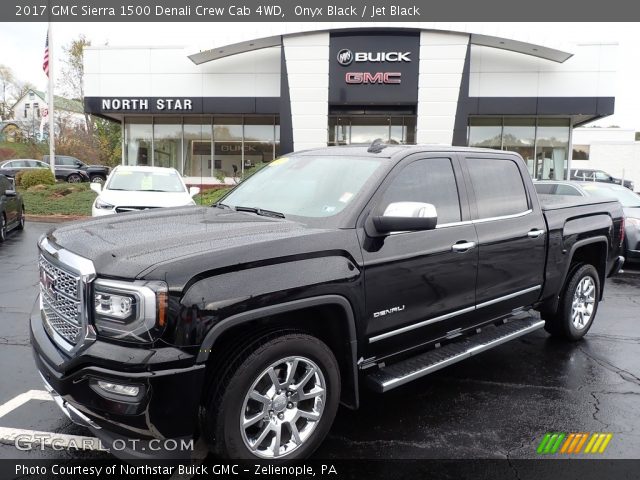 2017 GMC Sierra 1500 Denali Crew Cab 4WD in Onyx Black