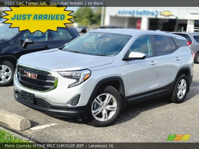 2021 GMC Terrain SLE in Quicksilver Metallic