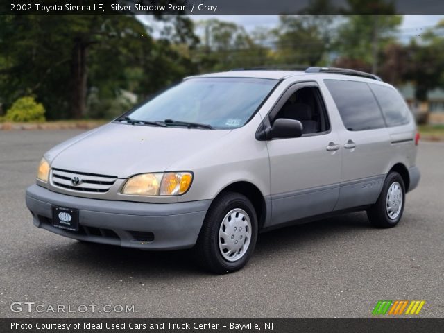 2002 Toyota Sienna LE in Silver Shadow Pearl