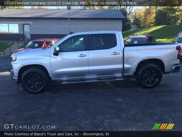 2019 Chevrolet Silverado 1500 LT Crew Cab 4WD in Silver Ice Metallic
