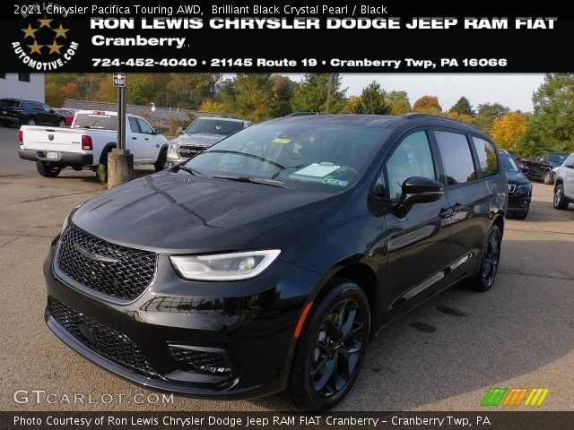 2021 Chrysler Pacifica Touring AWD in Brilliant Black Crystal Pearl