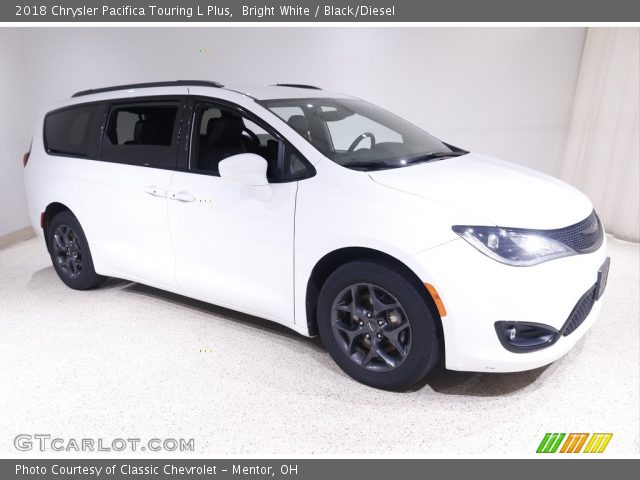 2018 Chrysler Pacifica Touring L Plus in Bright White