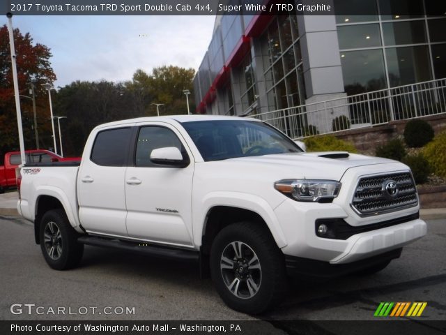 2017 Toyota Tacoma TRD Sport Double Cab 4x4 in Super White