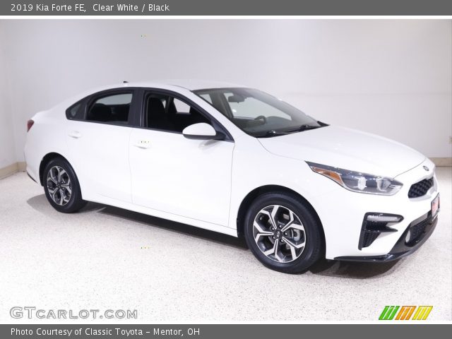 2019 Kia Forte FE in Clear White