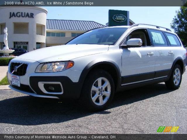 2008 Volvo XC70 AWD in Ice White