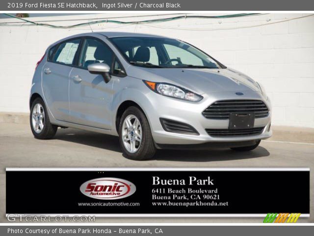 2019 Ford Fiesta SE Hatchback in Ingot Silver